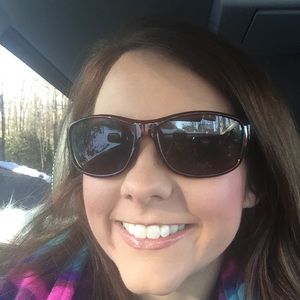 Meet your Posher, Tiffany